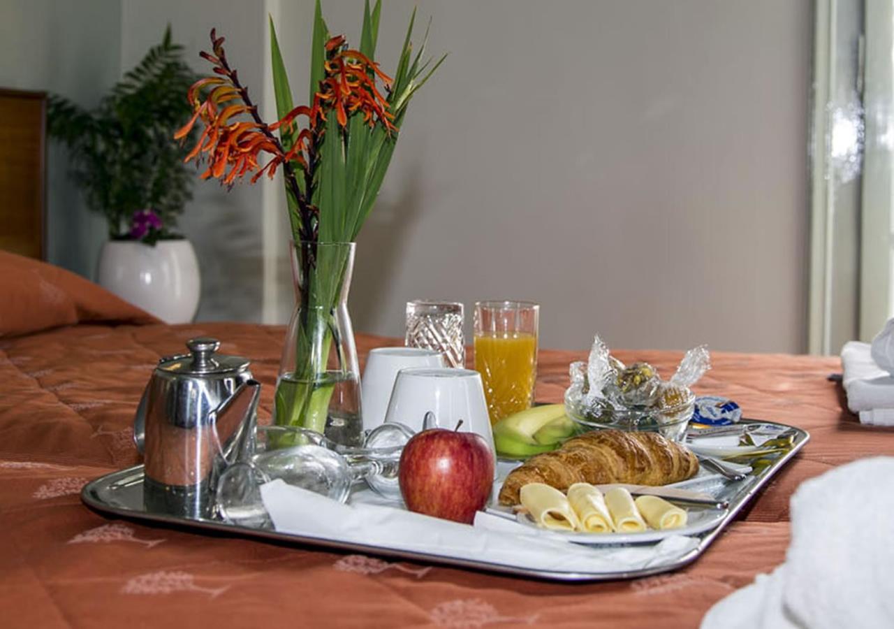 Togias Hotel Aegina Dış mekan fotoğraf